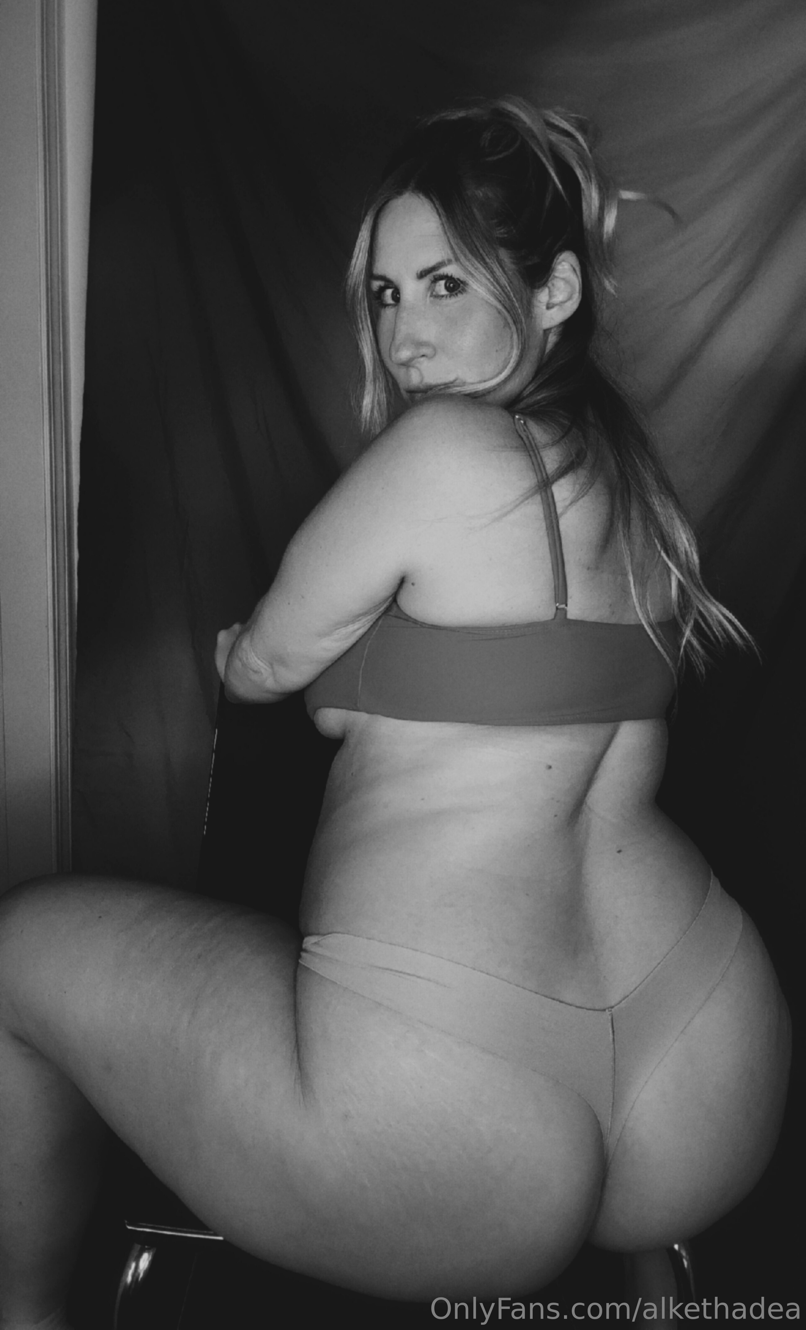 Alkethadea OnlyFans Nude Leaks photo leak 127 of 1304