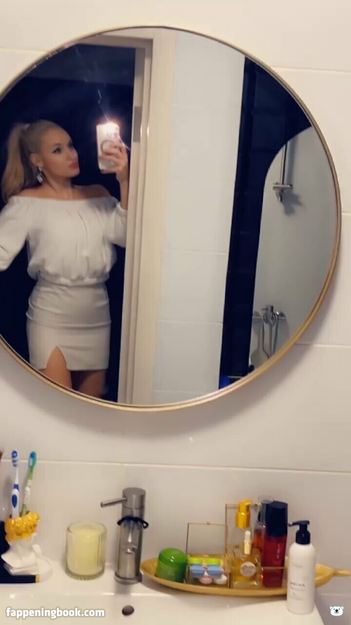 skyress_vip Onlyfans Nude Leaked Photos photo leak 34 of 49