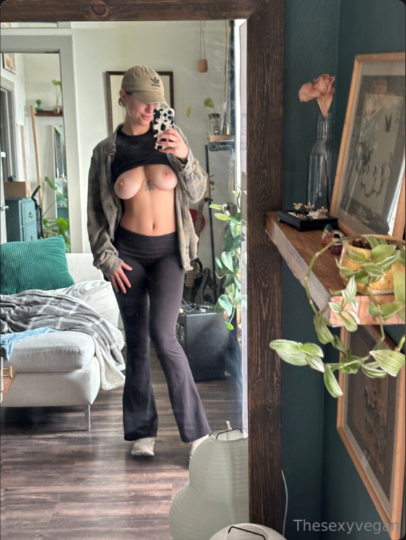 Thesexyvegan (rachel_hillll) OnlyFans Nude Leaks photo leak 12 of 84
