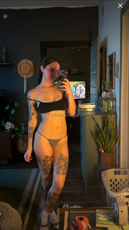 Thesexyvegan (rachel_hillll) OnlyFans Nude Leaks photo leak 67 of 84