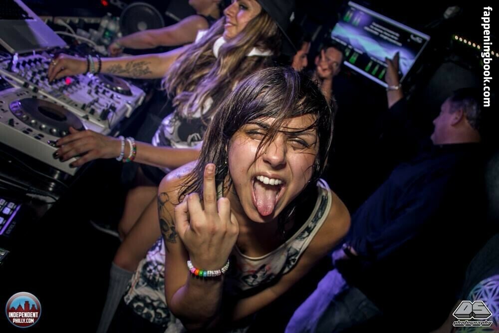 Krewella Onlyfans Nude Leaked Photos photo leak 4 of 50