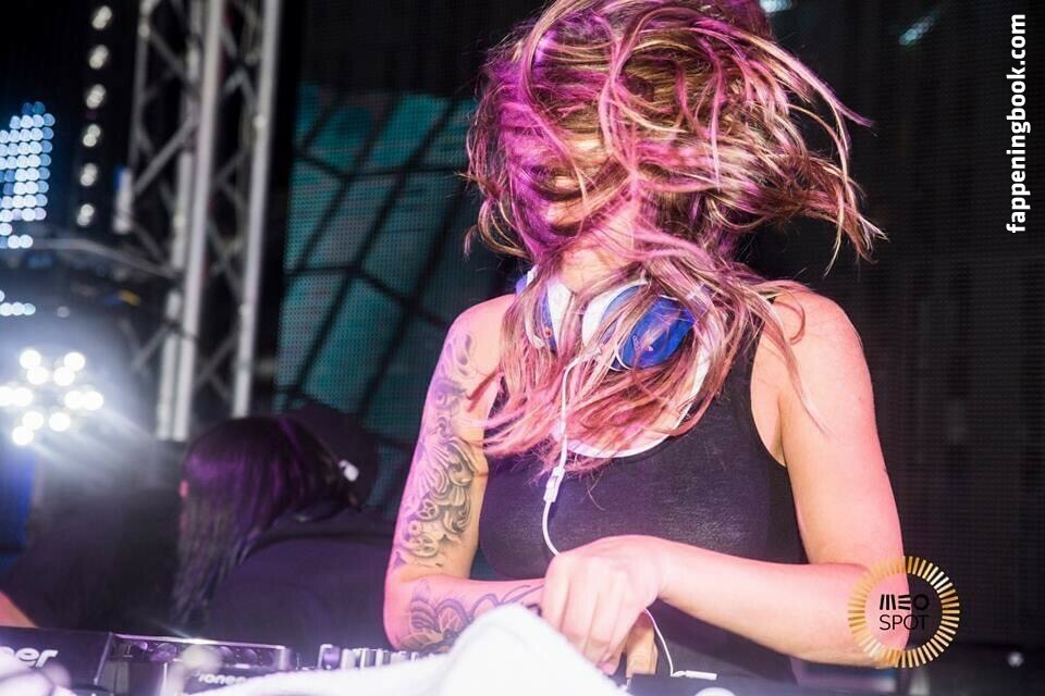 Krewella Onlyfans Nude Leaked Photos photo leak 40 of 50