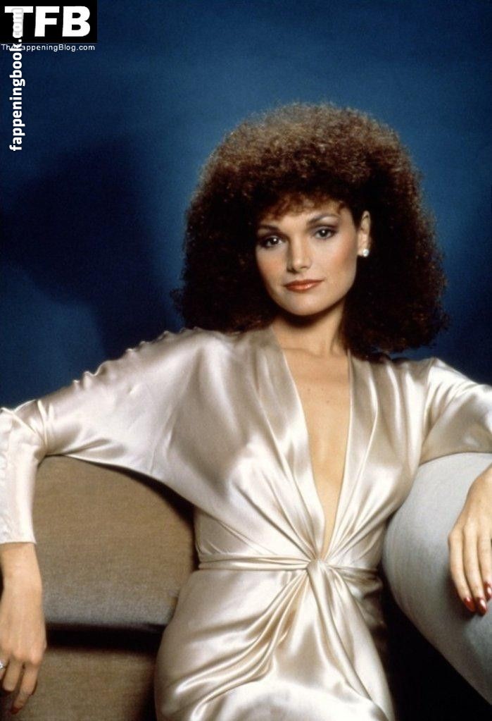 Mary Elizabeth Mastrantonio Onlyfans Nude Leaked Photos photo leak 13 of 49