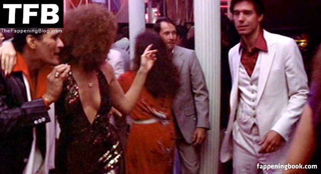 Mary Elizabeth Mastrantonio Onlyfans Nude Leaked Photos photo leak 14 of 49