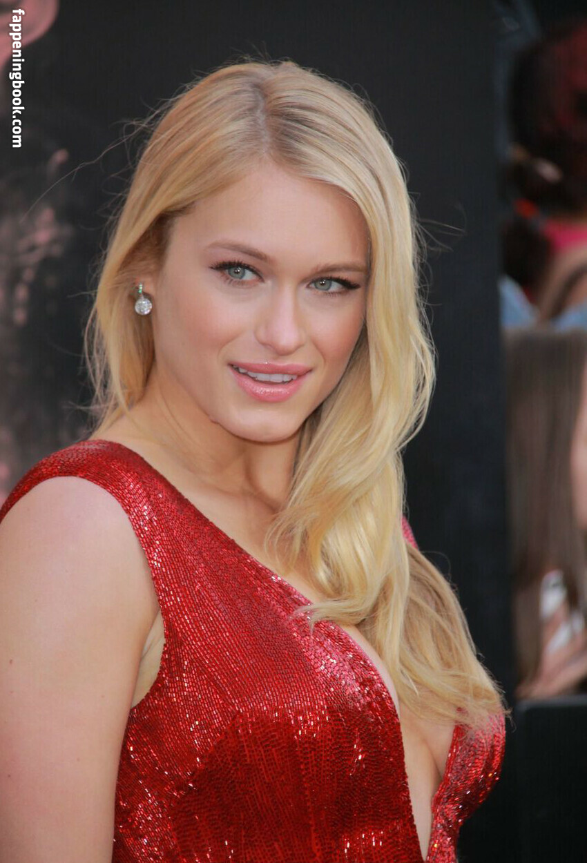 Leven Rambin Onlyfans Nude Leaked Photos photo leak 19 of 47