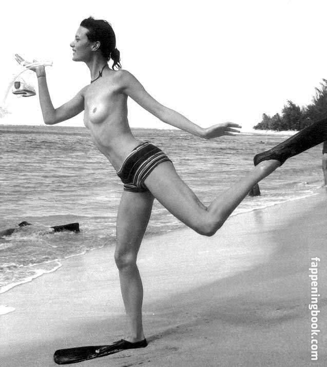 Shalom Harlow Onlyfans Nude Leaked Photos photo leak 4 of 26