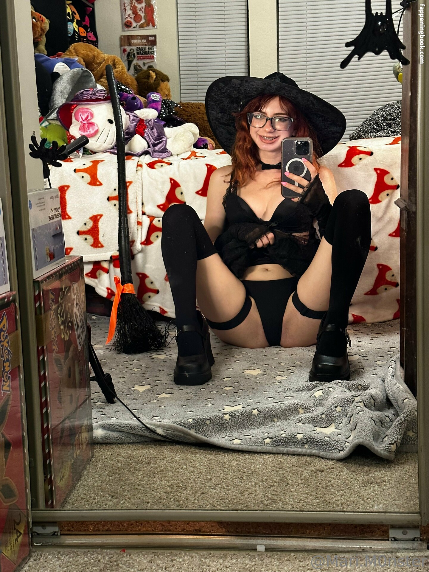 mari.m0nster Onlyfans Nude Leaked Photos photo leak 46 of 47