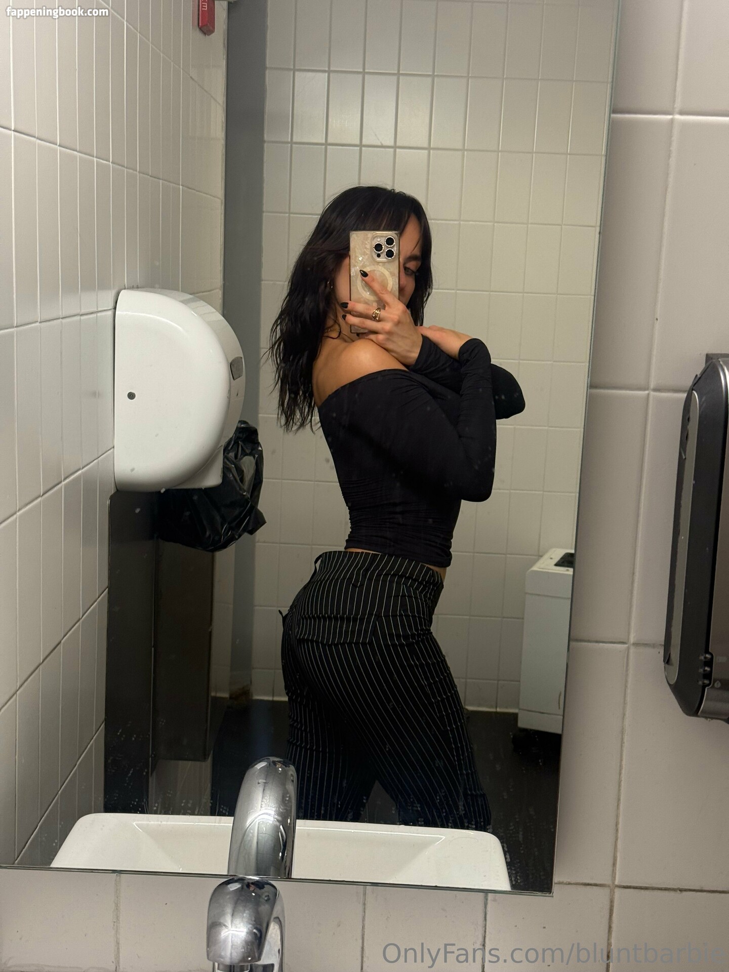 bluntbarbie Onlyfans Nude Leaked Photos photo leak 1 of 22 bluntbarbie Onlyfans Nude Leaked Photos photo leak 1 of 22