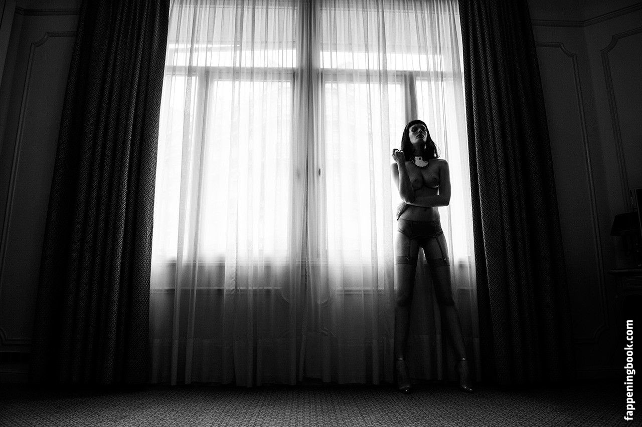 Alexina Graham Onlyfans Nude Leaked Photos photo leak 29 of 48