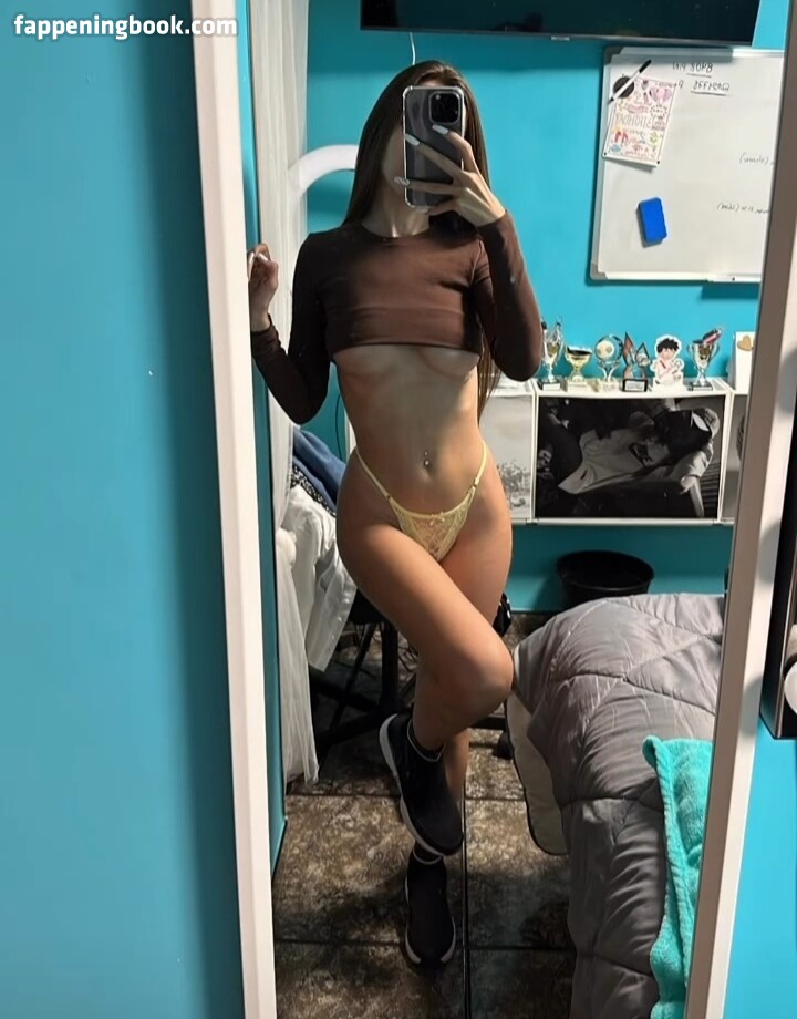 Nayi Martínez Onlyfans Nude Leaked Photos photo leak 40 of 42