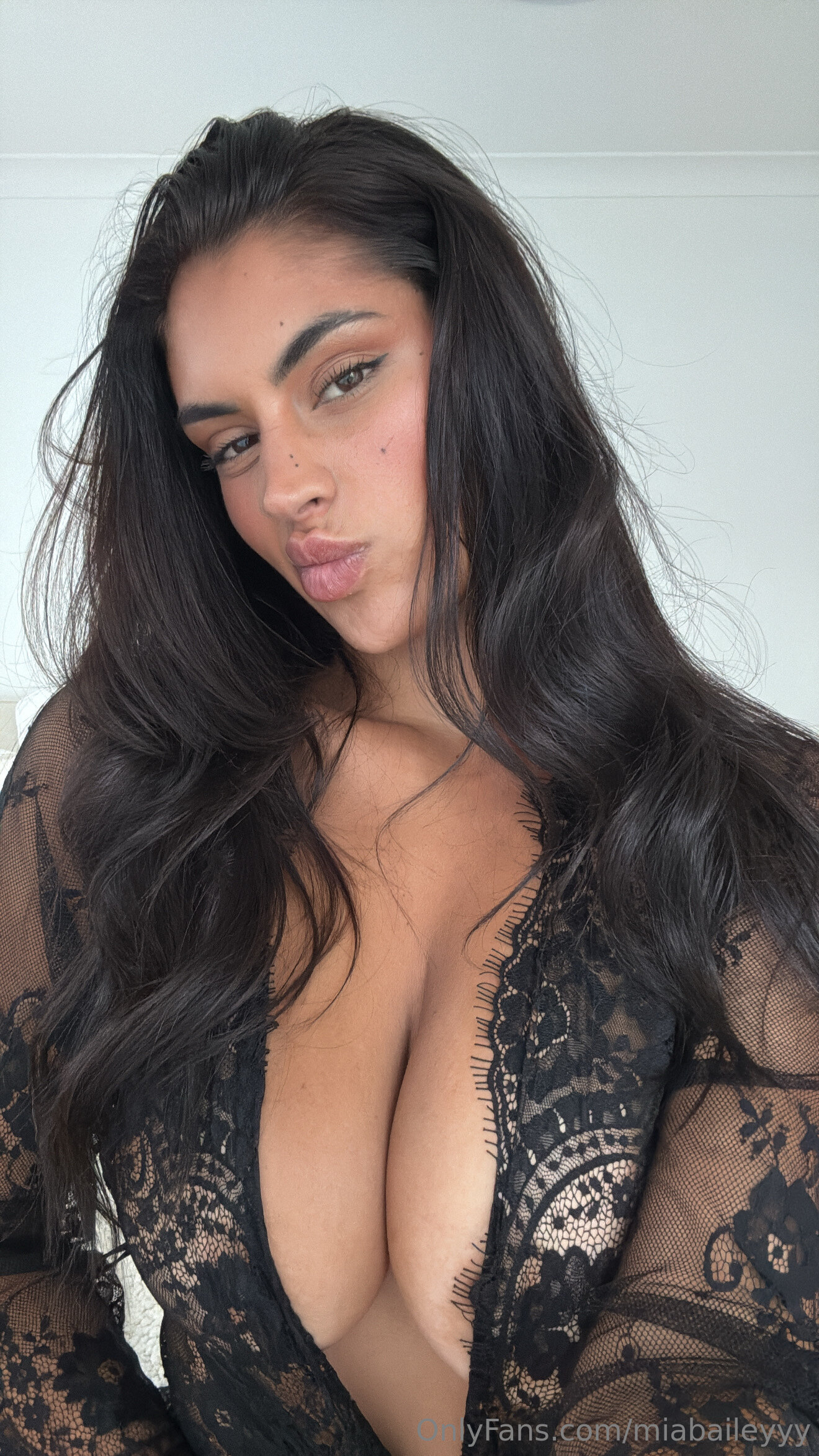 carla.janee | Mia Bailey | Miabaileyyy OnlyFans Nude Leaks photo leak 35 of 214