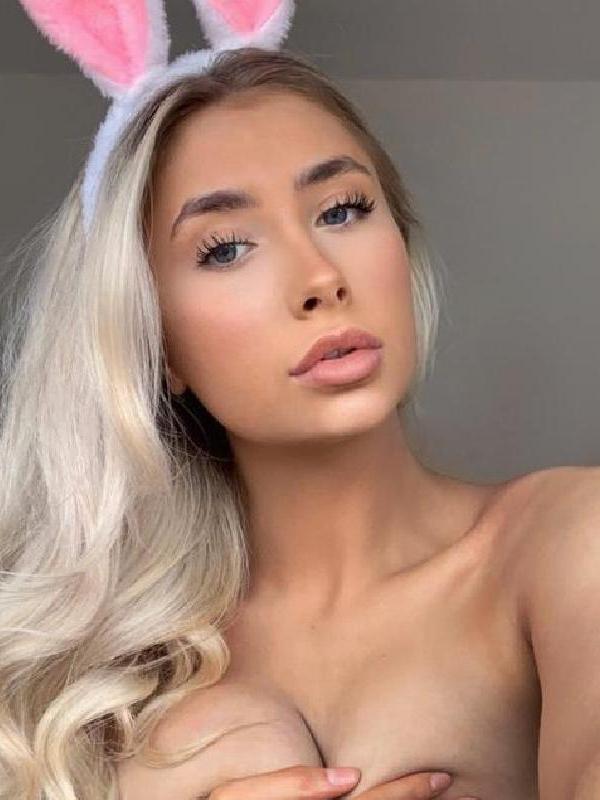 Lily Phillips OnlyFans Nude Leaks photo leak 1303 of 1348