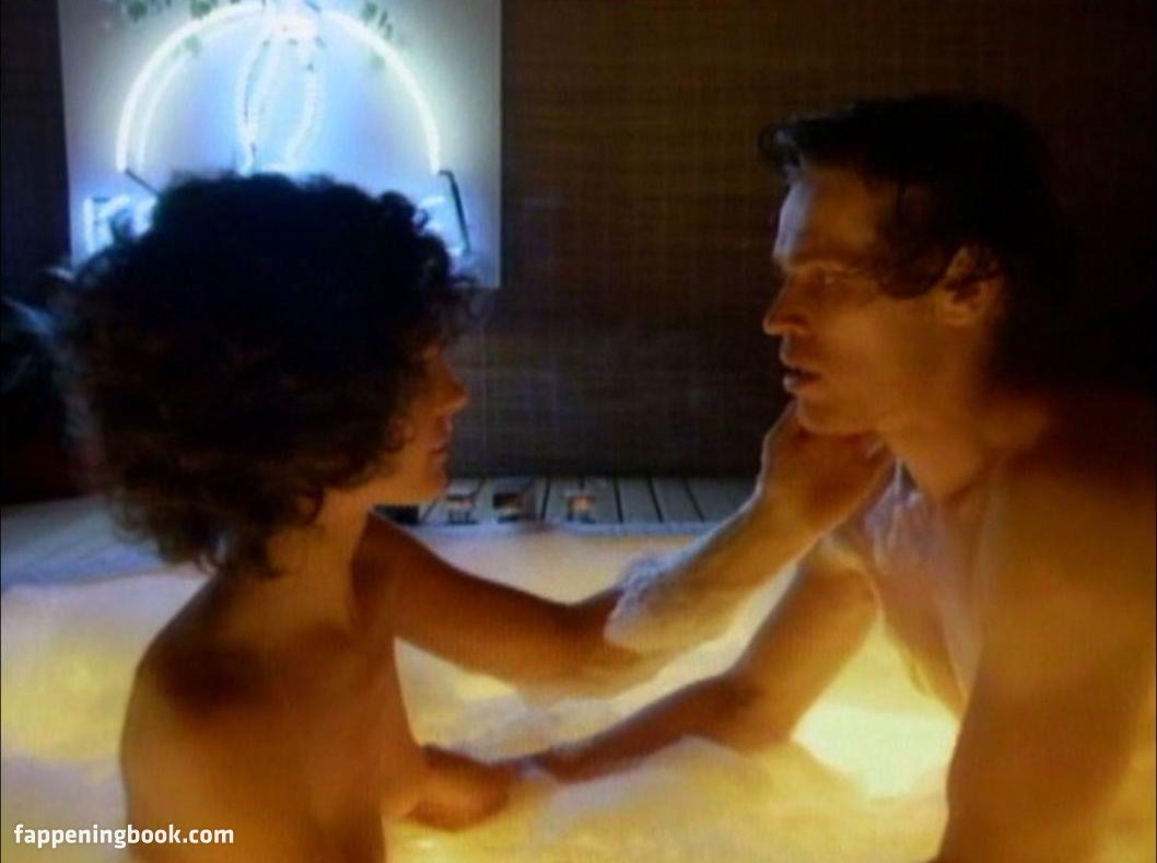 Dayle Haddon Onlyfans Nude Leaked Photos photo leak 4 of 37