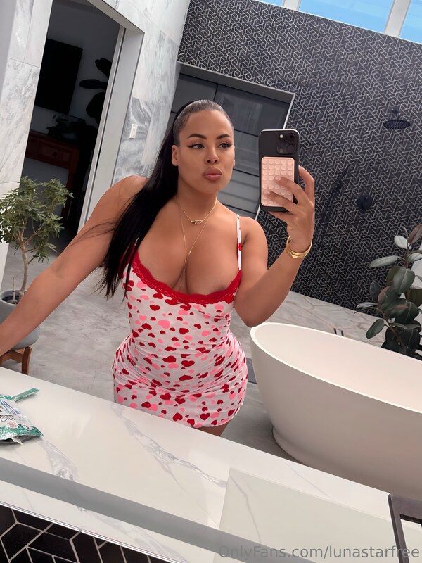 Luna Star OnlyFans Nude Leaks photo leak 2 of 140