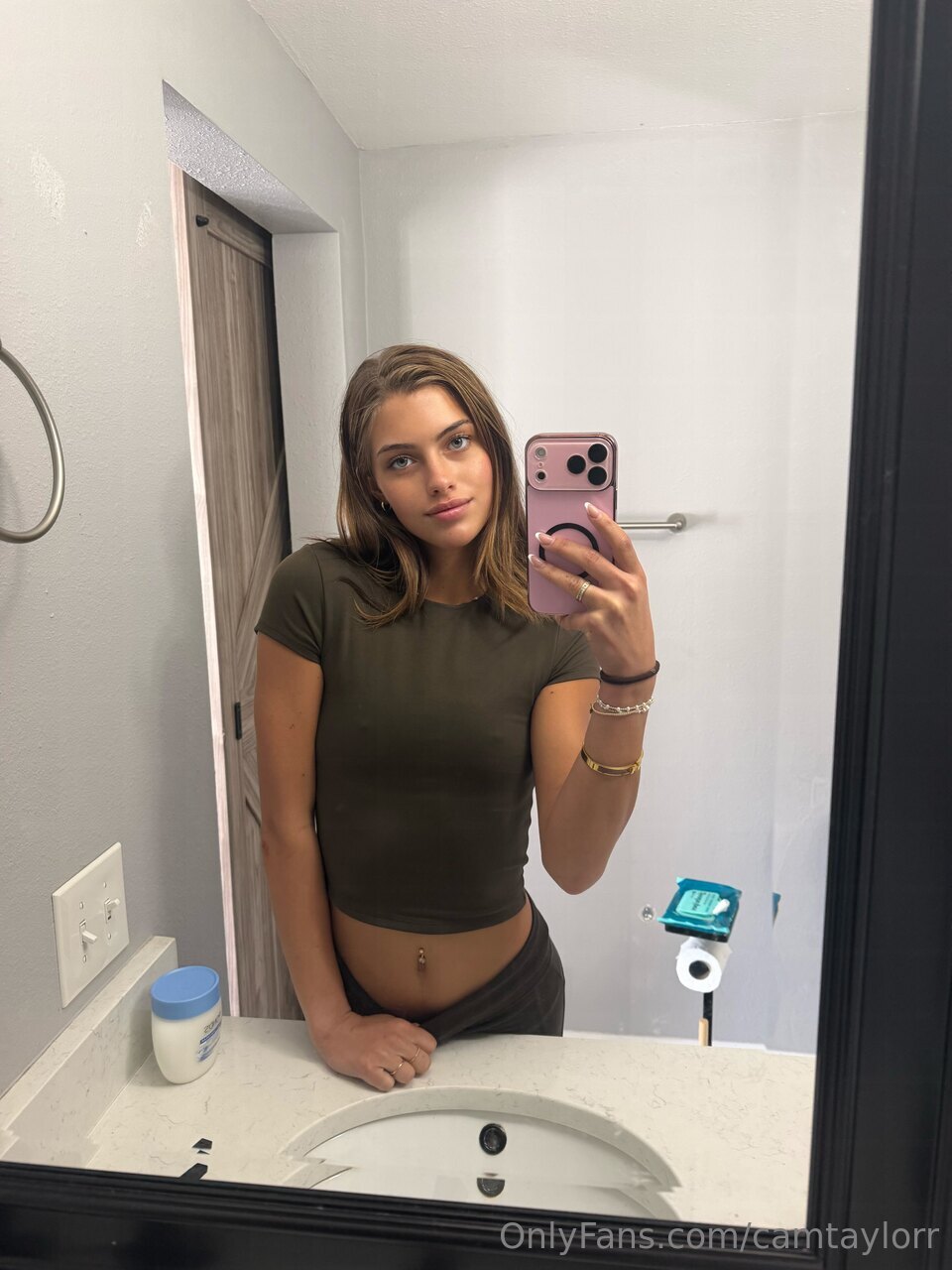 camtaylorr OnlyFans Nude Leaks photo leak 32 of 57