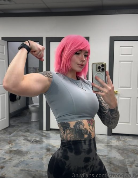 strongwaifu OnlyFans Nude Leaks photo leak 143 of 213