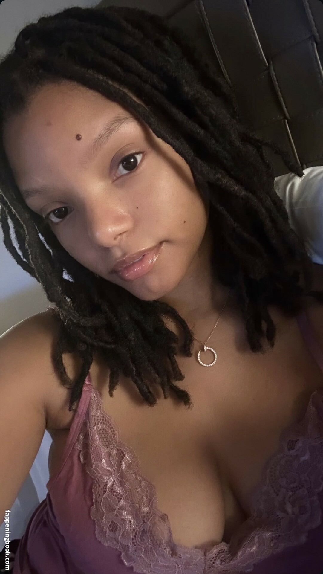 Halle Bailey Onlyfans Nude Leaked Photos photo leak 4 of 47