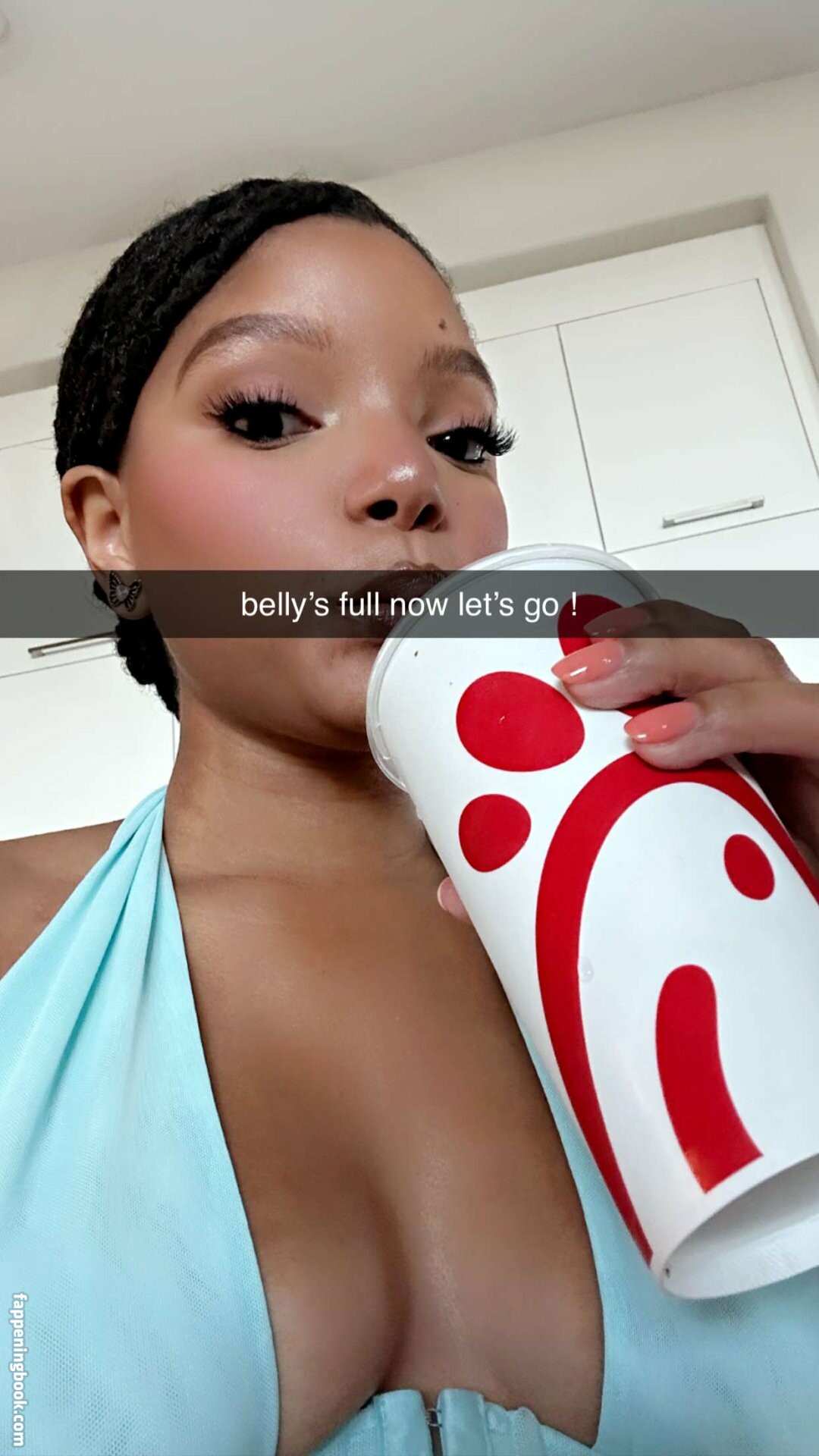 Halle Bailey Onlyfans Nude Leaked Photos photo leak 37 of 47
