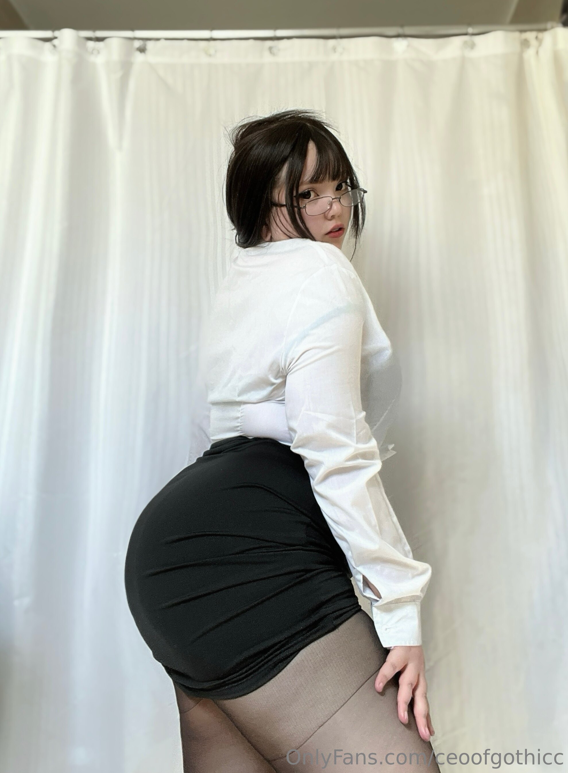 Cclowniac | Mili | ceoofgothicc OnlyFans Nude Leaks photo leak 305 of 1436