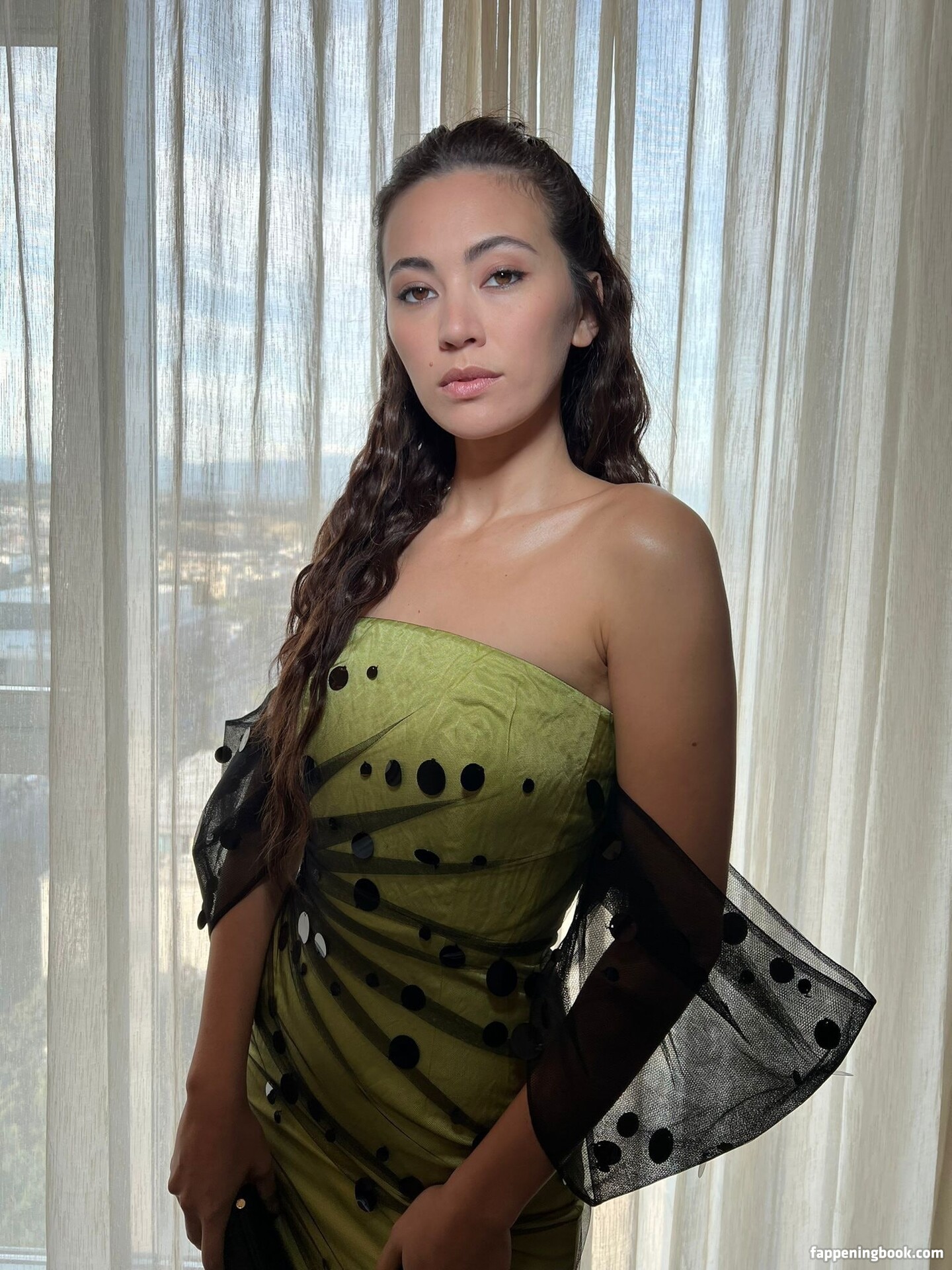 Jessica Yu Li Henwick Onlyfans Nude Leaked Photos photo leak 10 of 48