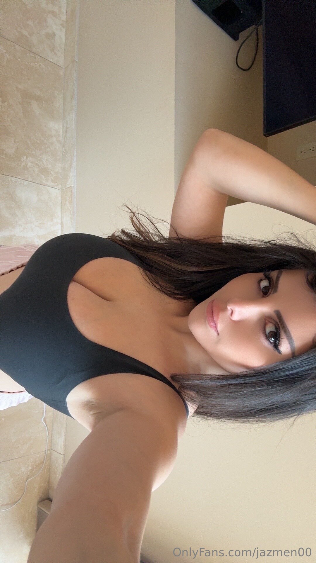 Jazmen00 / Petitencurvy112 OnlyFans Nude Leaks photo leak 259 of 391