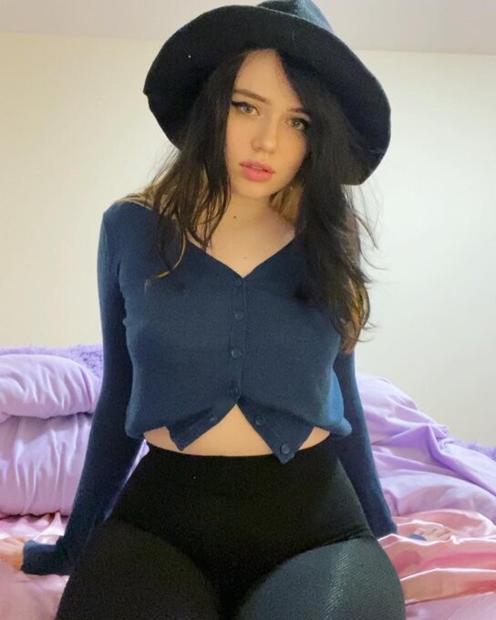 Liiias OnlyFans Nude Leaks photo leak 233 of 436