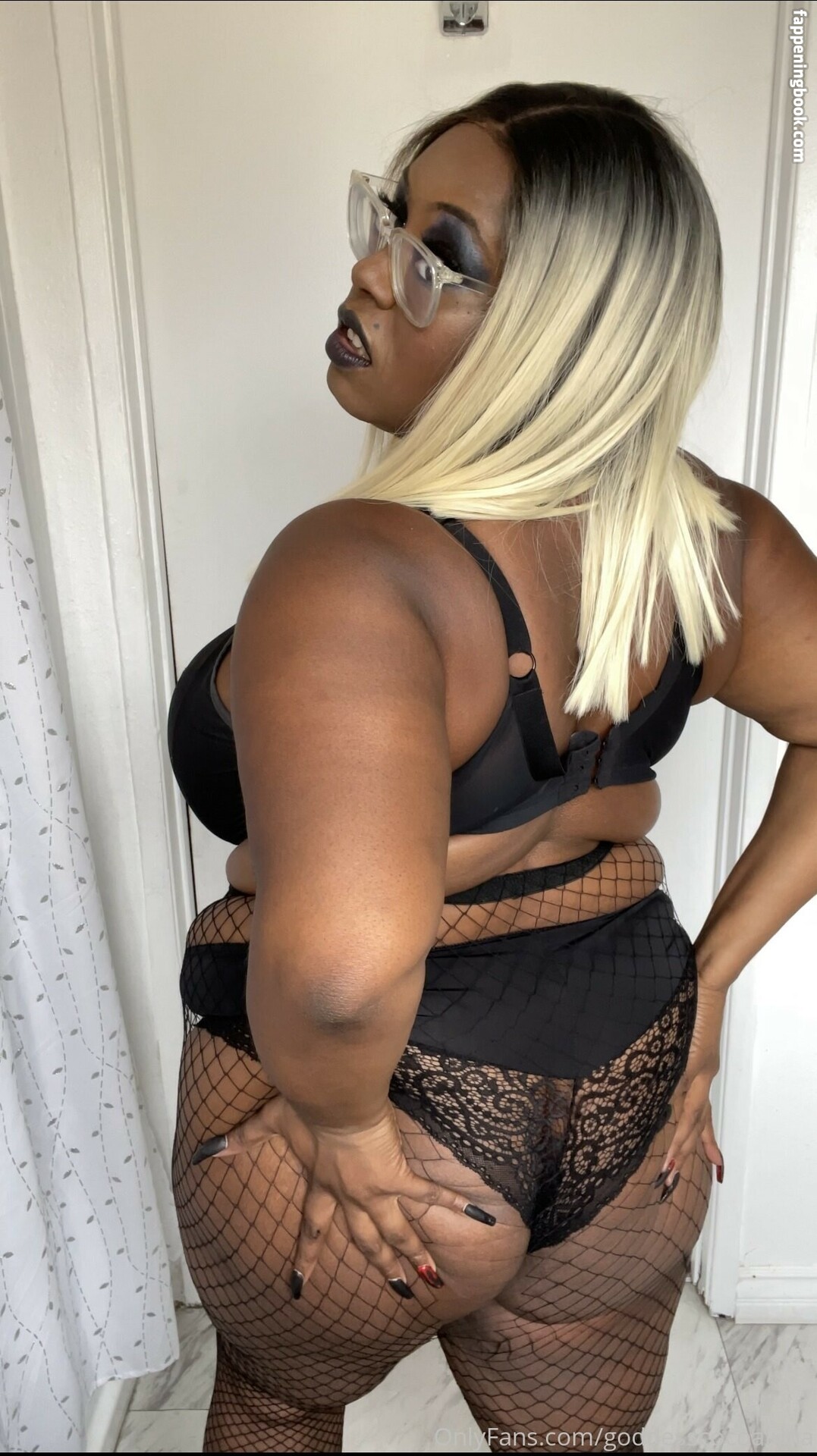 GoddessCocoaLuna Onlyfans Nude Leaked Photos photo leak 36 of 48