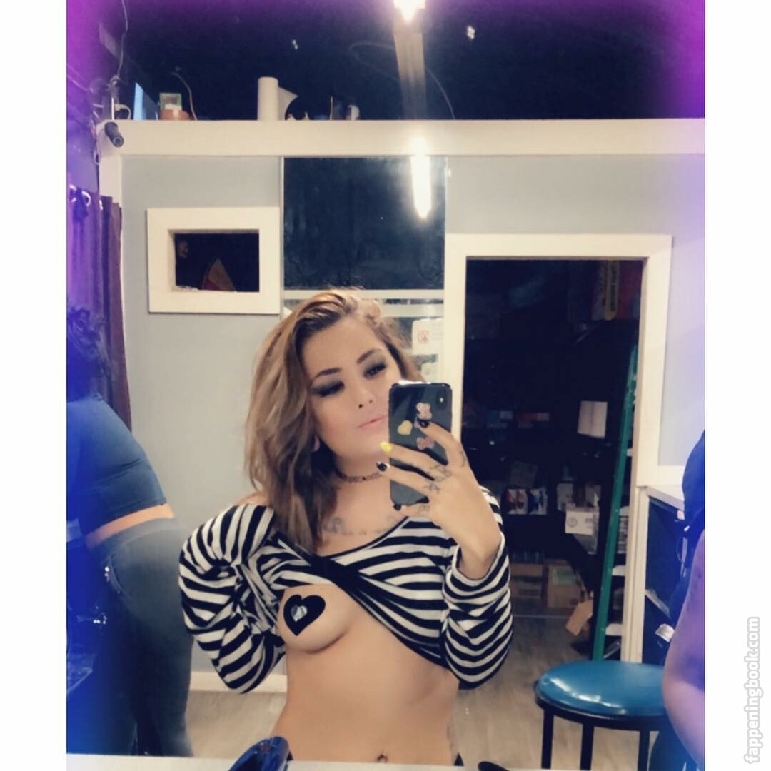 Moonkittenn Onlyfans Nude Leaked Photos photo leak 6 of 9 Moonkittenn Onlyfans Nude Leaked Photos photo leak 6 of 9