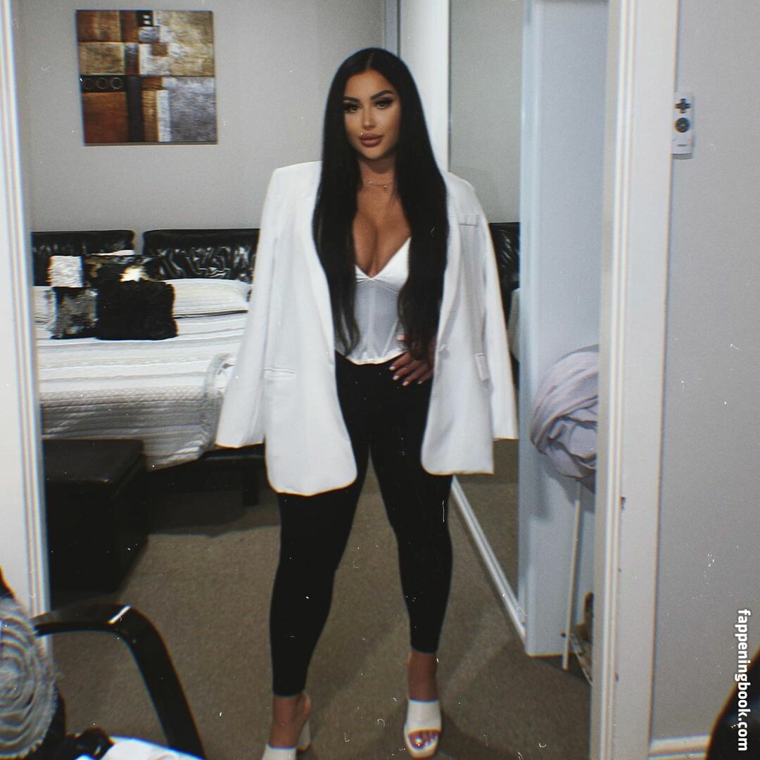 Maria Luisa Onlyfans Nude Leaked Photos photo leak 7 of 49