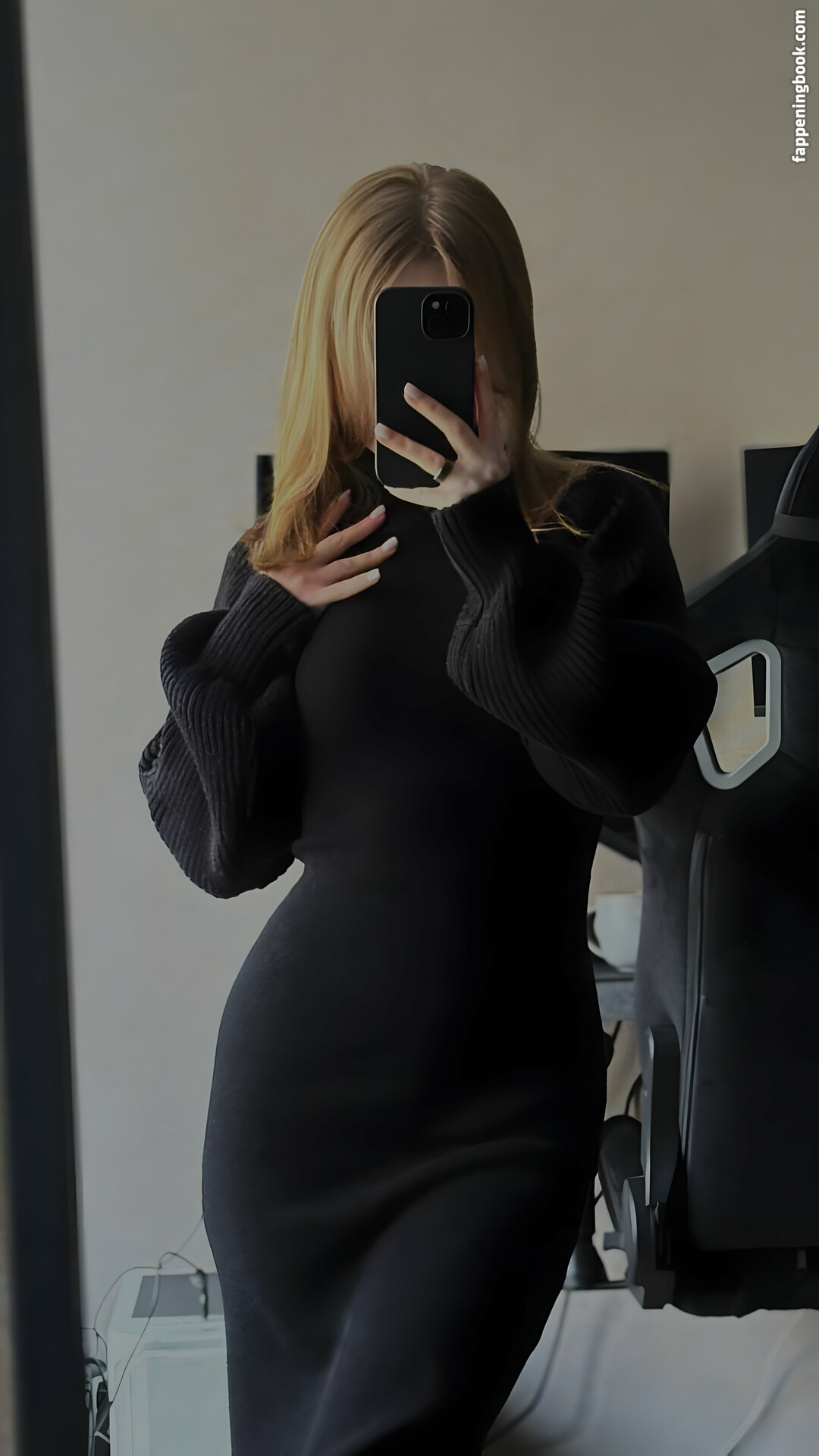 Vwemor Onlyfans Nude Leaked Photos photo leak 12 of 48