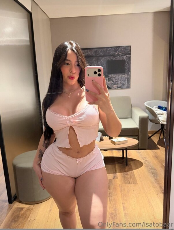 isabella tobar / isatobaar OnlyFans Nude Leaks photo leak 64 of 70