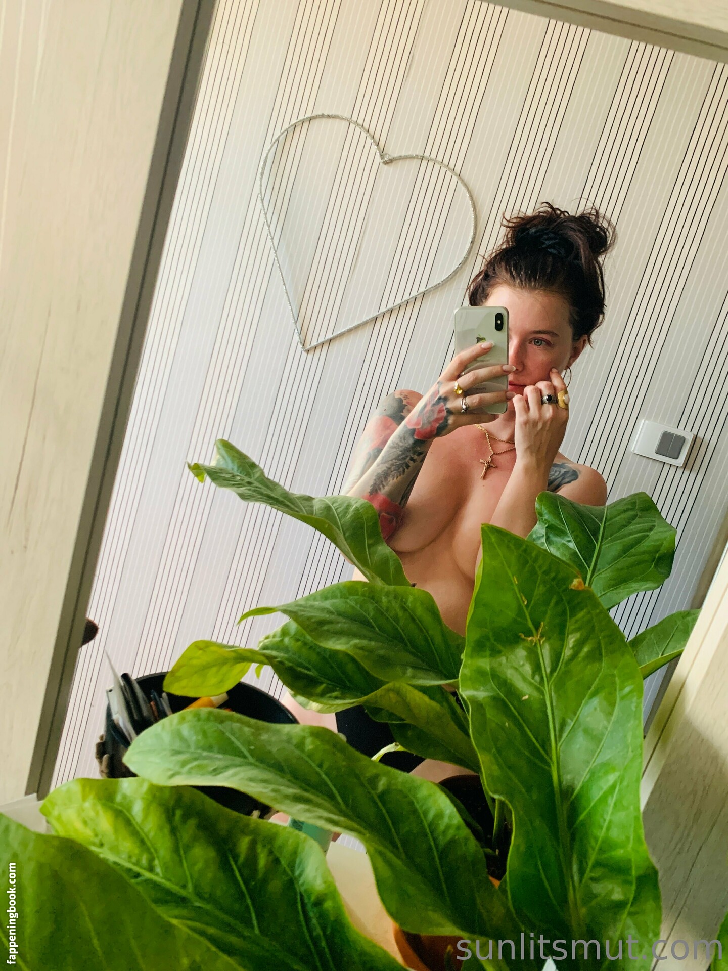 xmishacrossx Onlyfans Nude Leaked Photos photo leak 20 of 48