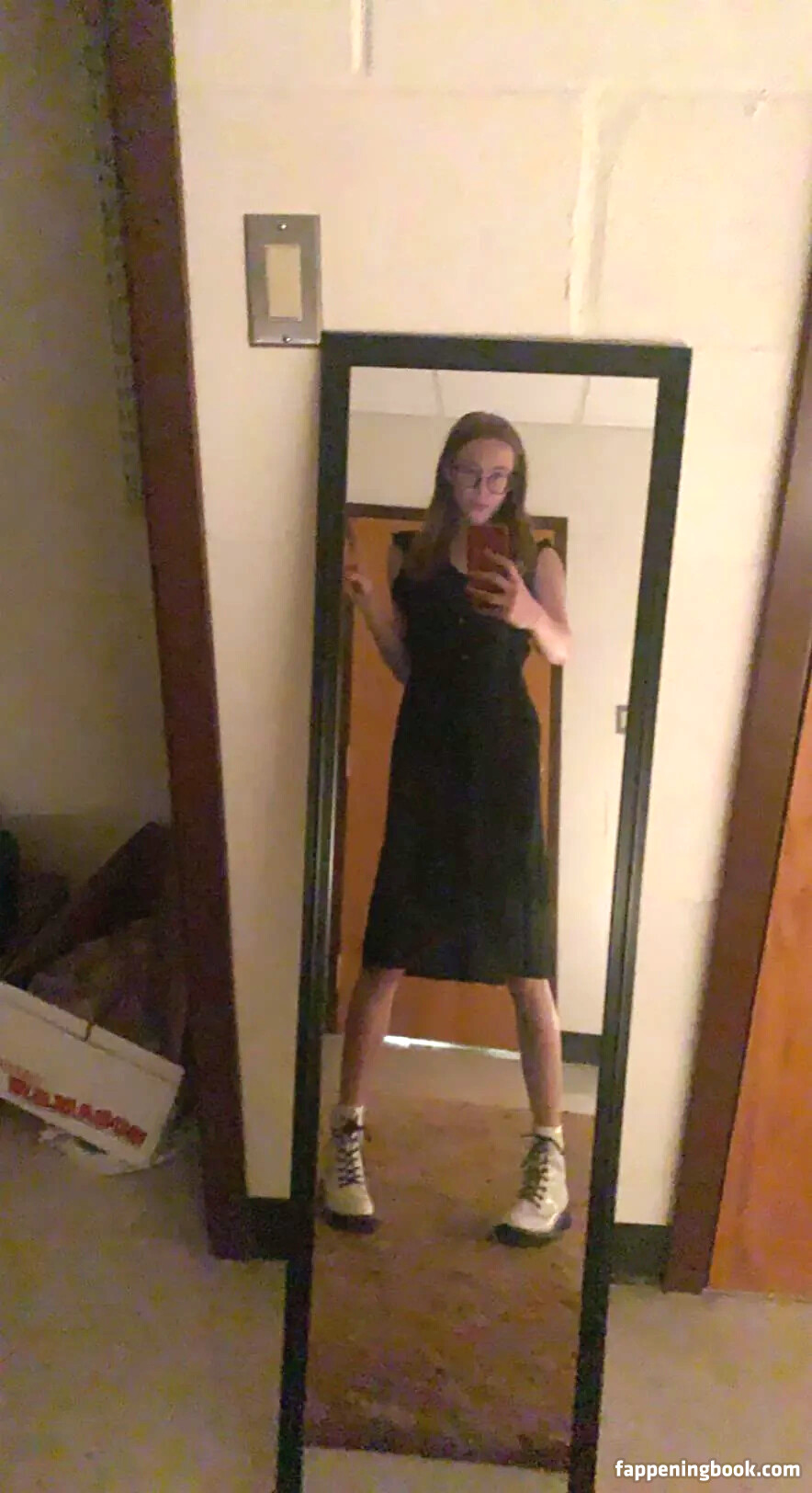 Zee_R_ Onlyfans Nude Leaked Photos photo leak 37 of 49