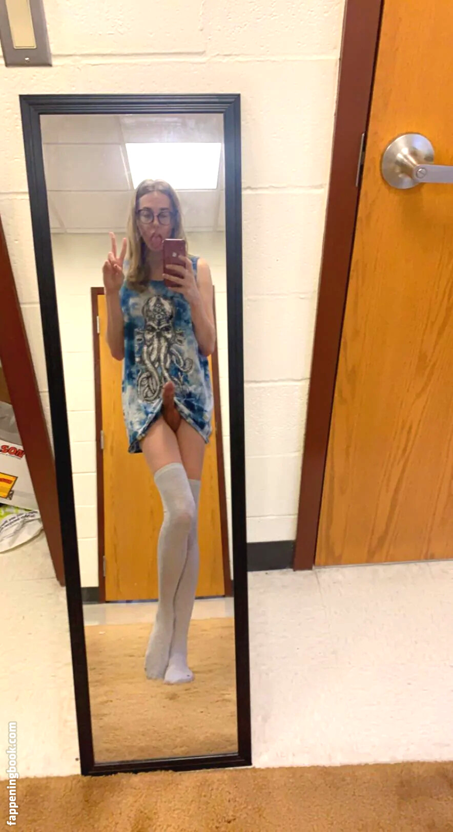 Zee_R_ Onlyfans Nude Leaked Photos photo leak 43 of 49