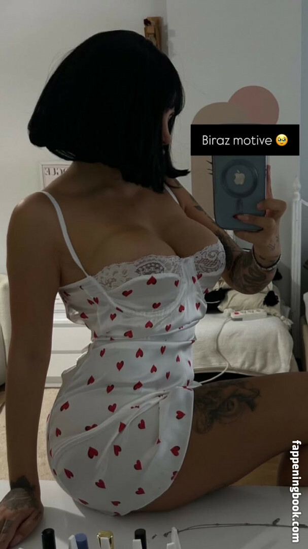 Eda Gökçen Kaya Onlyfans Nude Leaked Photos photo leak 34 of 35