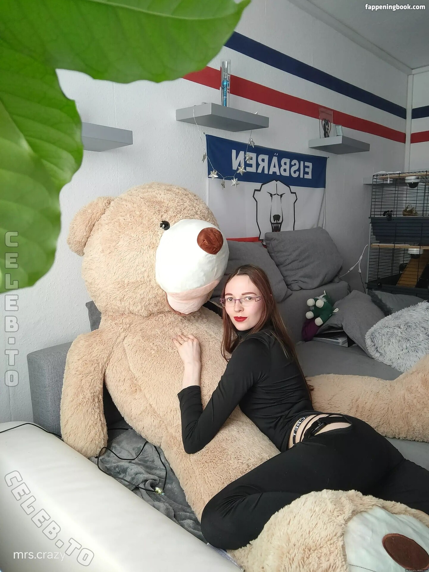 mrs-crazy Onlyfans Nude Leaked Photos photo leak 20 of 50