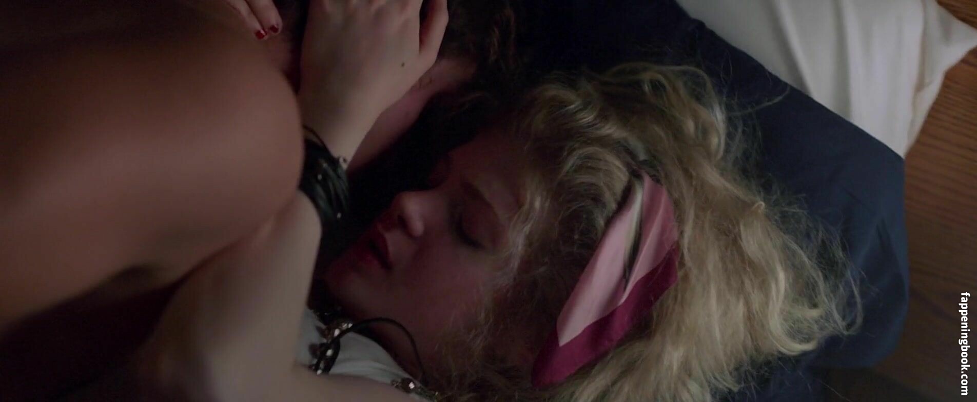 Elena Kampouris Onlyfans Nude Leaked Photos photo leak 14 of 26