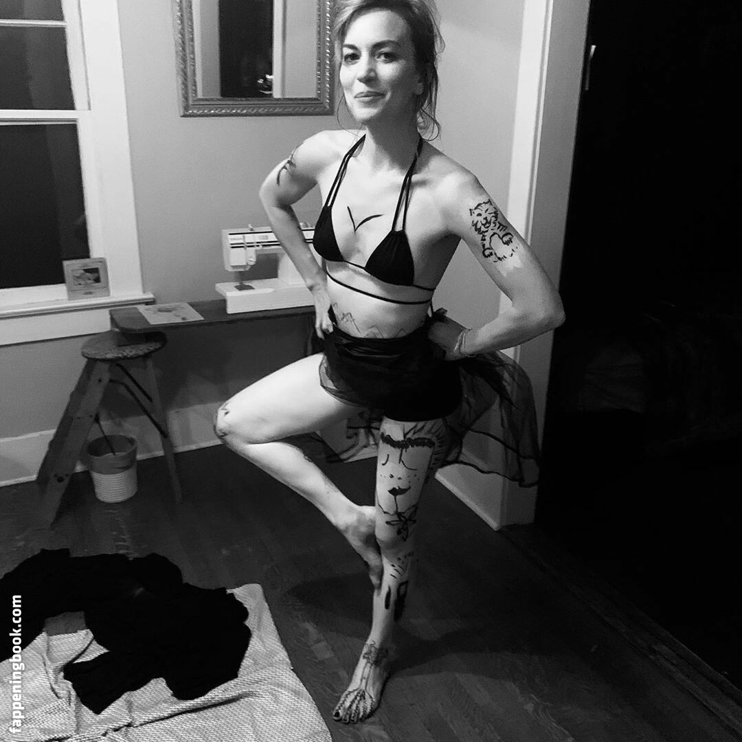 Britt Lower Onlyfans Nude Leaked Photos photo leak 43 of 50