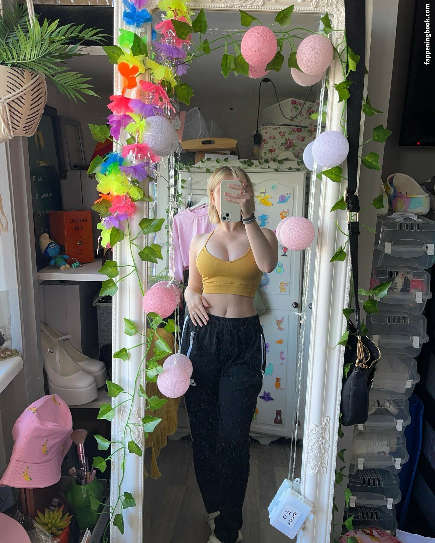 m.ae.3 Onlyfans Nude Leaked Photos photo leak 38 of 50