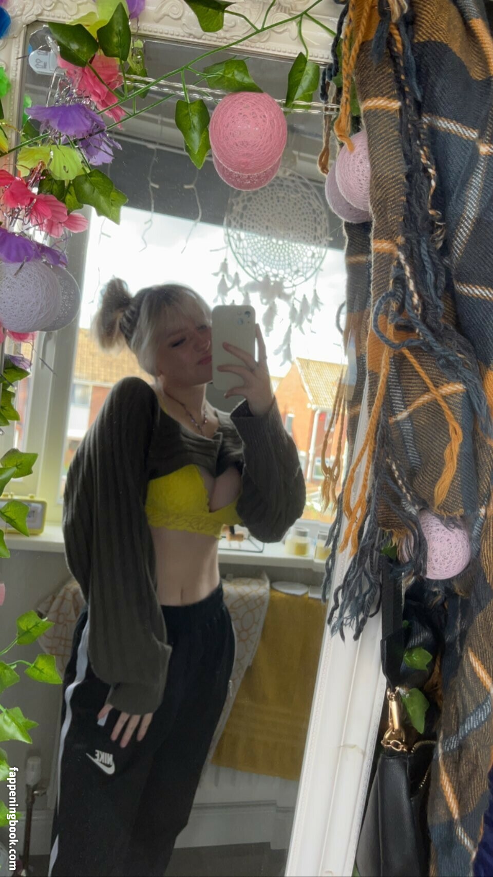 m.ae.3 Onlyfans Nude Leaked Photos photo leak 41 of 50