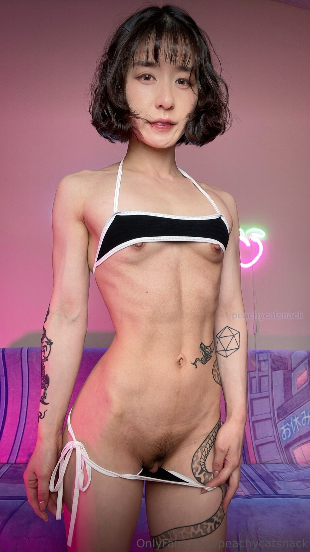 Peachycatsnack OnlyFans Nude Leaks photo leak 132 of 228
