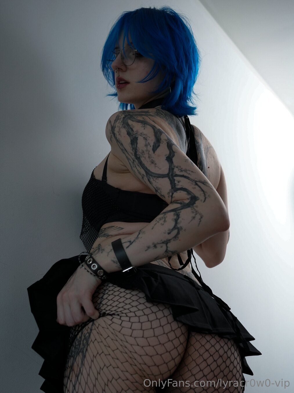 Lyra Crow | lyracr0w0 OnlyFans Nude Leaks photo leak 600 of 876