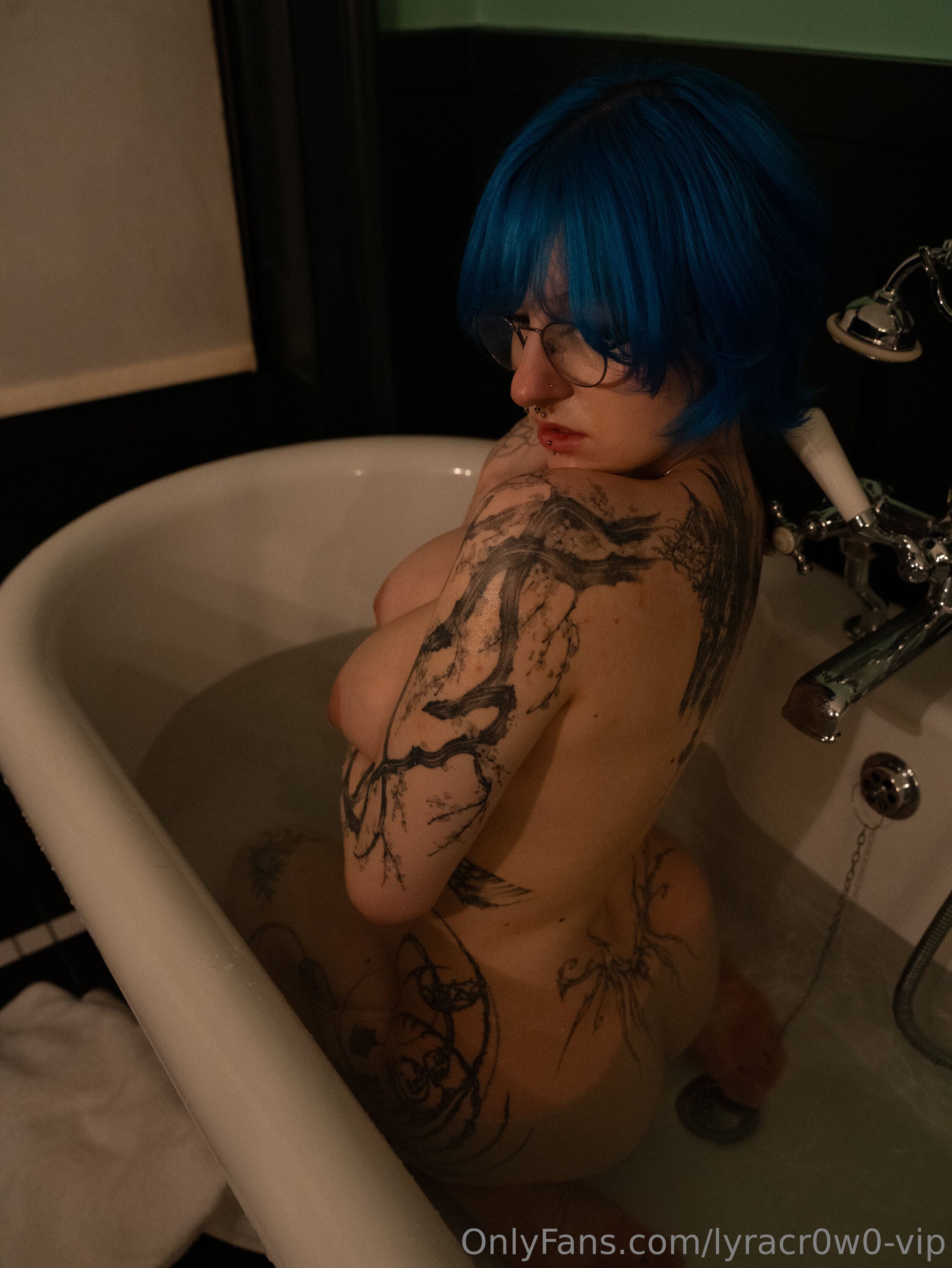 Lyra Crow | lyracr0w0 OnlyFans Nude Leaks photo leak 184 of 876