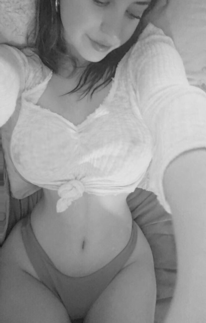 chloeoo | chloexxxxooo | chloexoox | chloeoox OnlyFans Nude Leaks photo leak 18 of 42