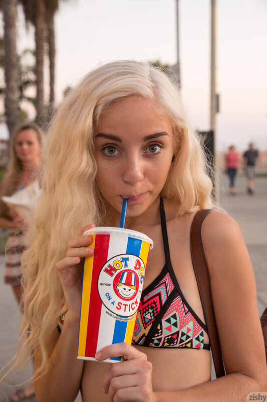 Naomi Woods / Lissapolooza OnlyFans Nude Leaks photo leak 81 of 290