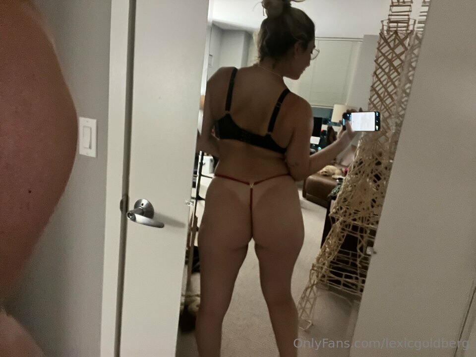Lexicgoldberg / Lexi Cayla OnlyFans Nude Leaks photo leak 644 of 658