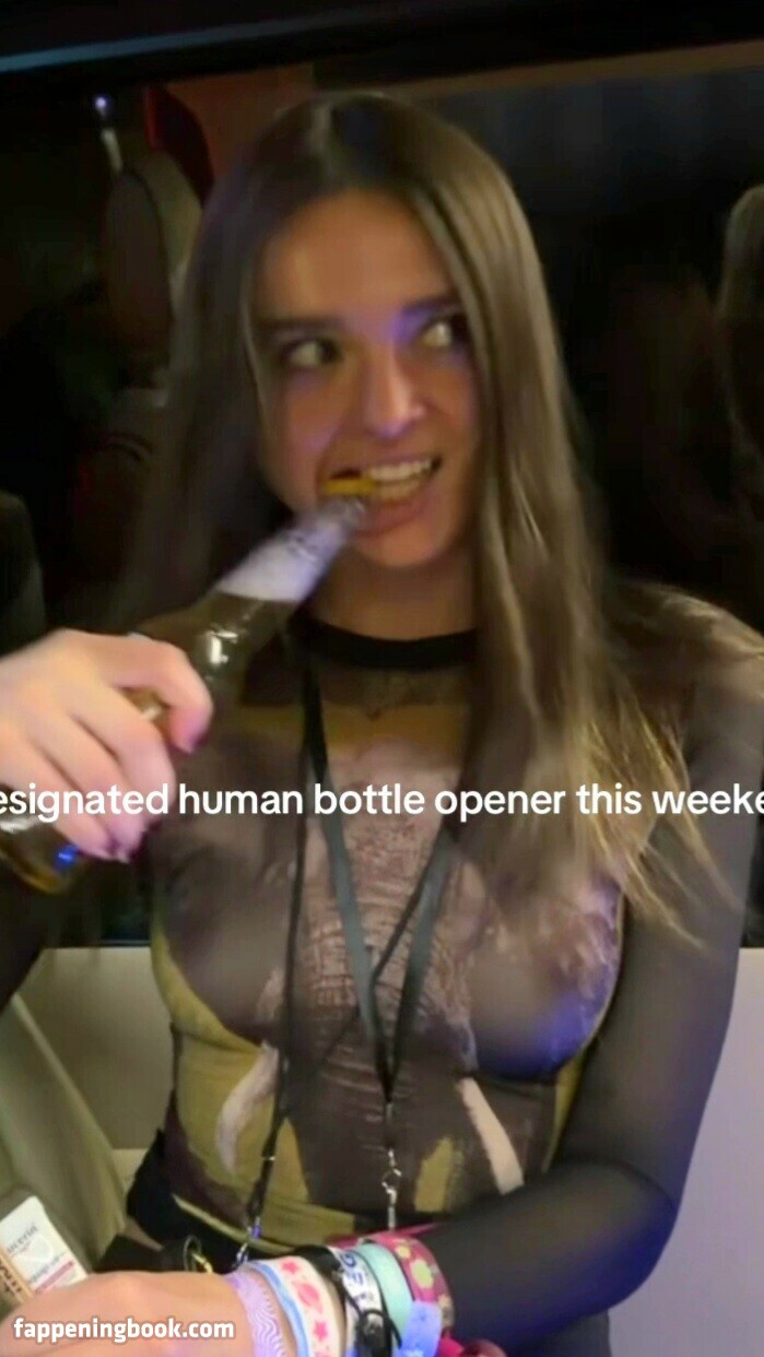 Charlotte Lawrence Onlyfans Nude Leaked Photos photo leak 28 of 50