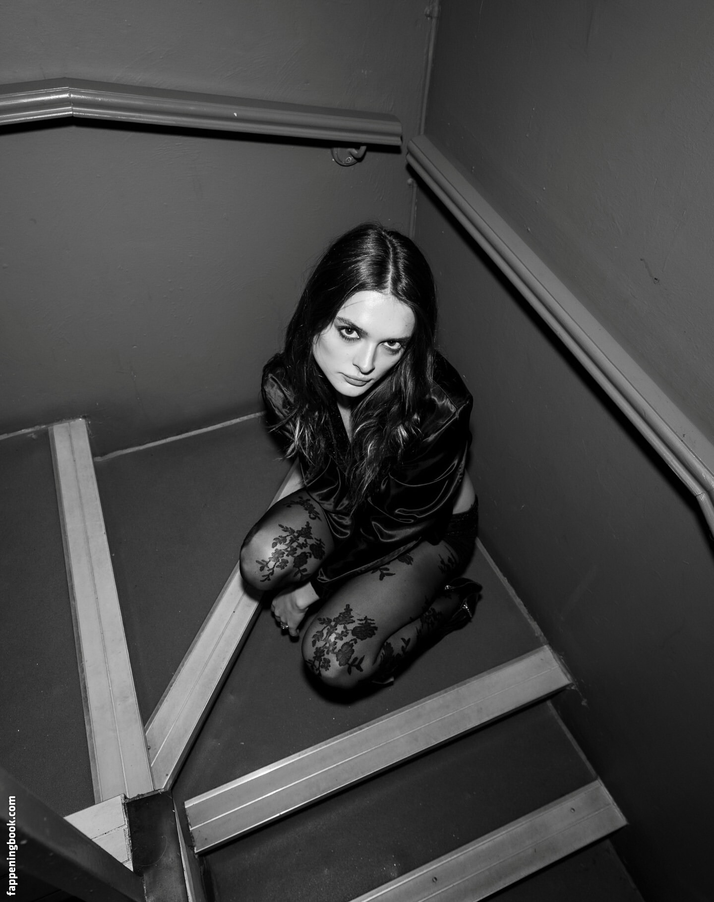 Charlotte Lawrence Onlyfans Nude Leaked Photos photo leak 32 of 50