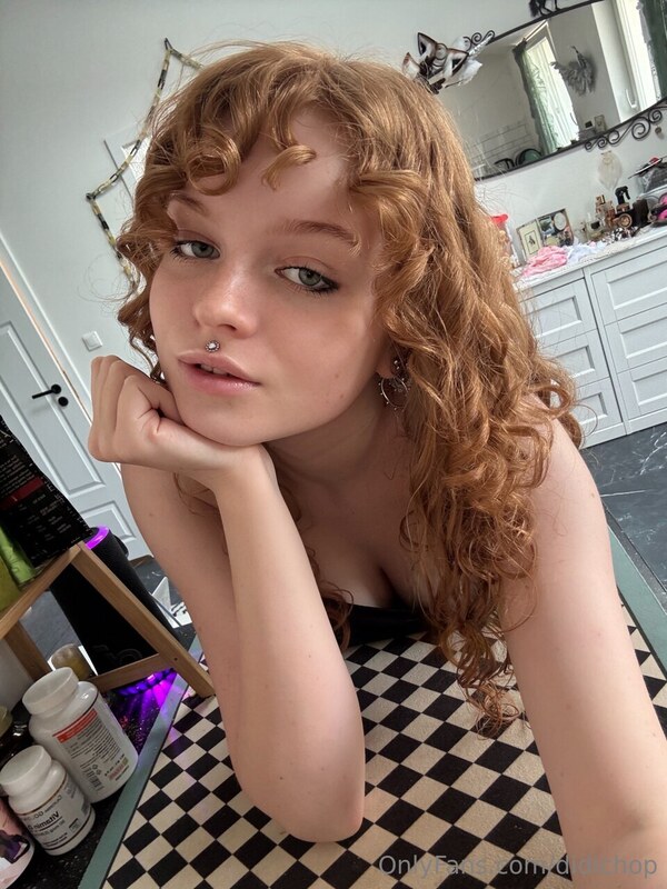 didichop / CosmicLullabyy / chopdidi OnlyFans Nude Leaks photo leak 23 of 195