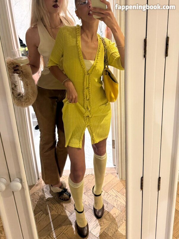 Iris Law Onlyfans Nude Leaked Photos photo leak 30 of 49